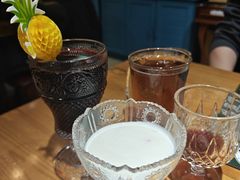 奶昔果粒-米德维奇俄式西餐厅(西六道街店)