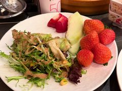 -牛YO寿喜烧·铁板烧和牛火锅自助(市府恒隆店)