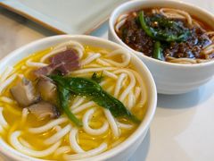 小锅米线-一品滇香·云南菜(公益西桥店)