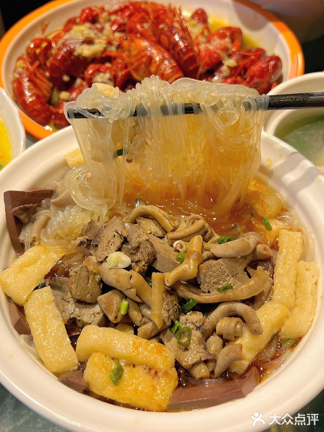 感谢南京土著带路！玄武湖畔30年老店。。