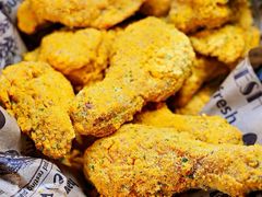 -BHC炸鸡(明洞总店)