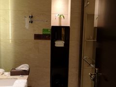 -深圳福青龙华天假日酒店