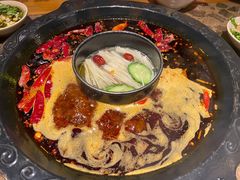 -舒家大院重庆老火锅(纪念塔店)