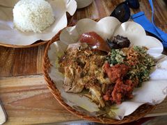 Ibu&nbsp;Oka&nbsp;Babi&nbsp;Guling-Warung Babi Guling Ibu Oka 3