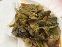 -覃记海鲜美食餐厅