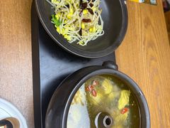 -云海肴·汽锅鸡·云南菜(天山百盛优客店)