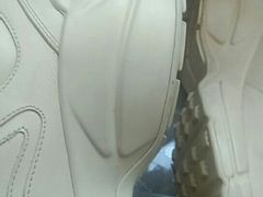 -京伟修鞋洗鞋奢侈品皮具护理店