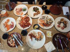 -怡咖啡海鲜自助餐厅(浦东香格里拉店)