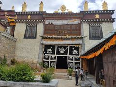 -噶丹松赞林寺