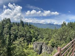 -梭布垭石林景区