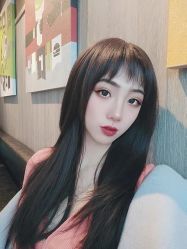 -时尚殿堂明星门店