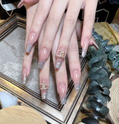 -隅日式美甲美睫專門店