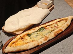 四季皮塔饼-Efes Turkish & Mediterranean Cuisine 艾菲斯餐厅(陆家嘴店)