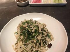 黑豆芽拌千张-金鸭季·北京烤鸭(深业上城店)
