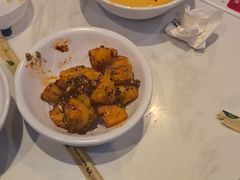 -渝是乎酸菜鱼·川渝小炒(新世界百货望京店)