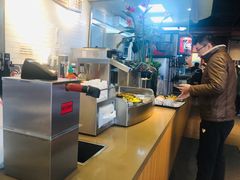 -The Habit Burger Grill 哈比特汉堡(复兴soho店)