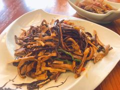 -小厨子私房菜·云南美食店