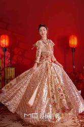 -现代经典婚纱摄影