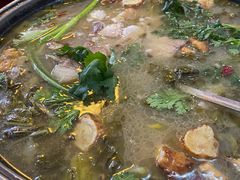 -镇雄酸汤猪脚(钻石广场分店)