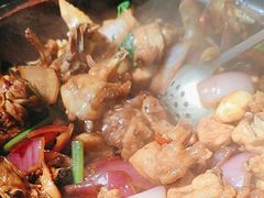 -胡须佬鸡煲四季火锅(龙珠大道店)