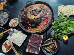 -铜元老码头鳝鱼火锅