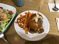 -HELLO 27 意面·沙拉·帕尼尼