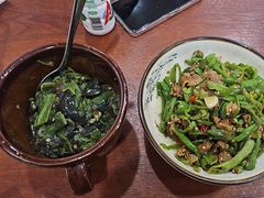 -湖南人家湘菜馆(镇江路店)