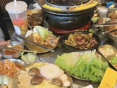-胡悦里韩式烤肉(芝罘万达广场店)