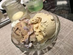 -东方红海鲜百汇(国际大厦店)