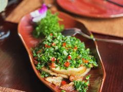 大理风味葱椒鸡-花马天堂云南餐厅 Lost Heaven(外滩店)