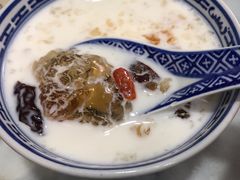 传统牛奶桃胶-双喜老铺(人民广场店)