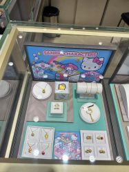 -周生生Chow Sang Sang(新世界店)