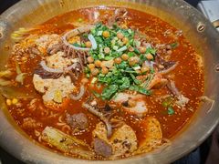 -张翻越·川渝冒菜·武汉黑鸭煲(城北万象城店)