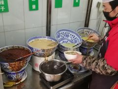 自助调料区-清真·宏顺祥卤汁凉粉(大皮院店)