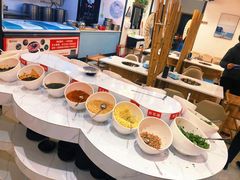 自助调料区-屋头串串(新街里店)