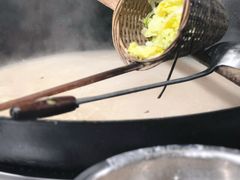 -茅屋大酒店