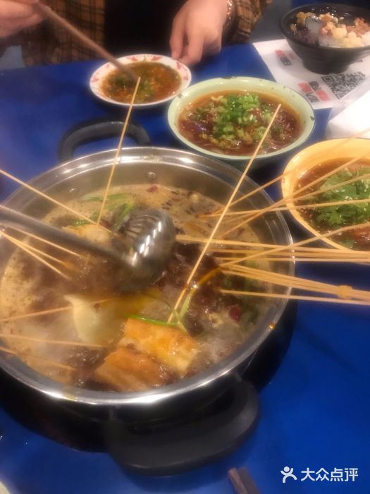 马路边边老成都串串香(星耀城店)马路边边串串图片