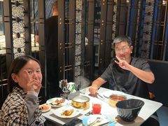 -雍容荟帝王蟹活龙虾展台自助(IFS黑金店)