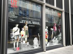 -优衣库(深圳万象天地旗舰店)