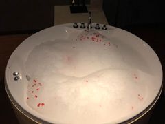 -Let’s Relax Spa(MBK)