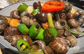 Spicy Snail Stir-fry