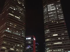 -陆家嘴空中步行连廊