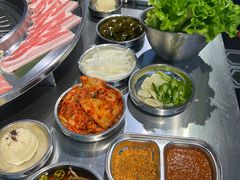 -哈哈碳都·牛肋条无限自助烤肉(宝龙店)