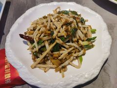 -魏铭鱼头捞饭(晋阳路店)