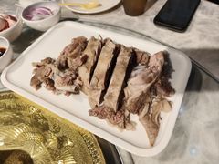 -清真·胖妈妈手抓餐厅(定西路长城宾馆店)
