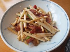 腊味炒花生苗-老板很二(吉大店)