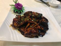 毛蟹年糕-老克勒上海菜(南京路步行街店)