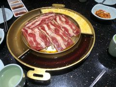 -猪啊牛呀羊啊铜盘烤肉(正大广场店)