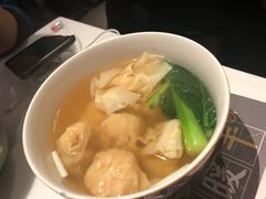 鲜虾云吞-新旺茶餐厅·早餐·夜宵(仙霞店)