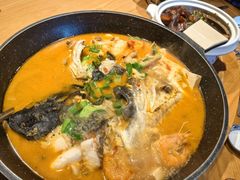 -头上红煨盐鸡乡村食府